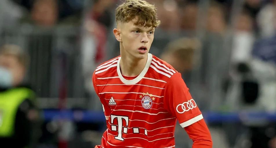 关于拜仁新星崭露头角，未来或成球队顶梁柱，什么广告中心增加基本.的信息