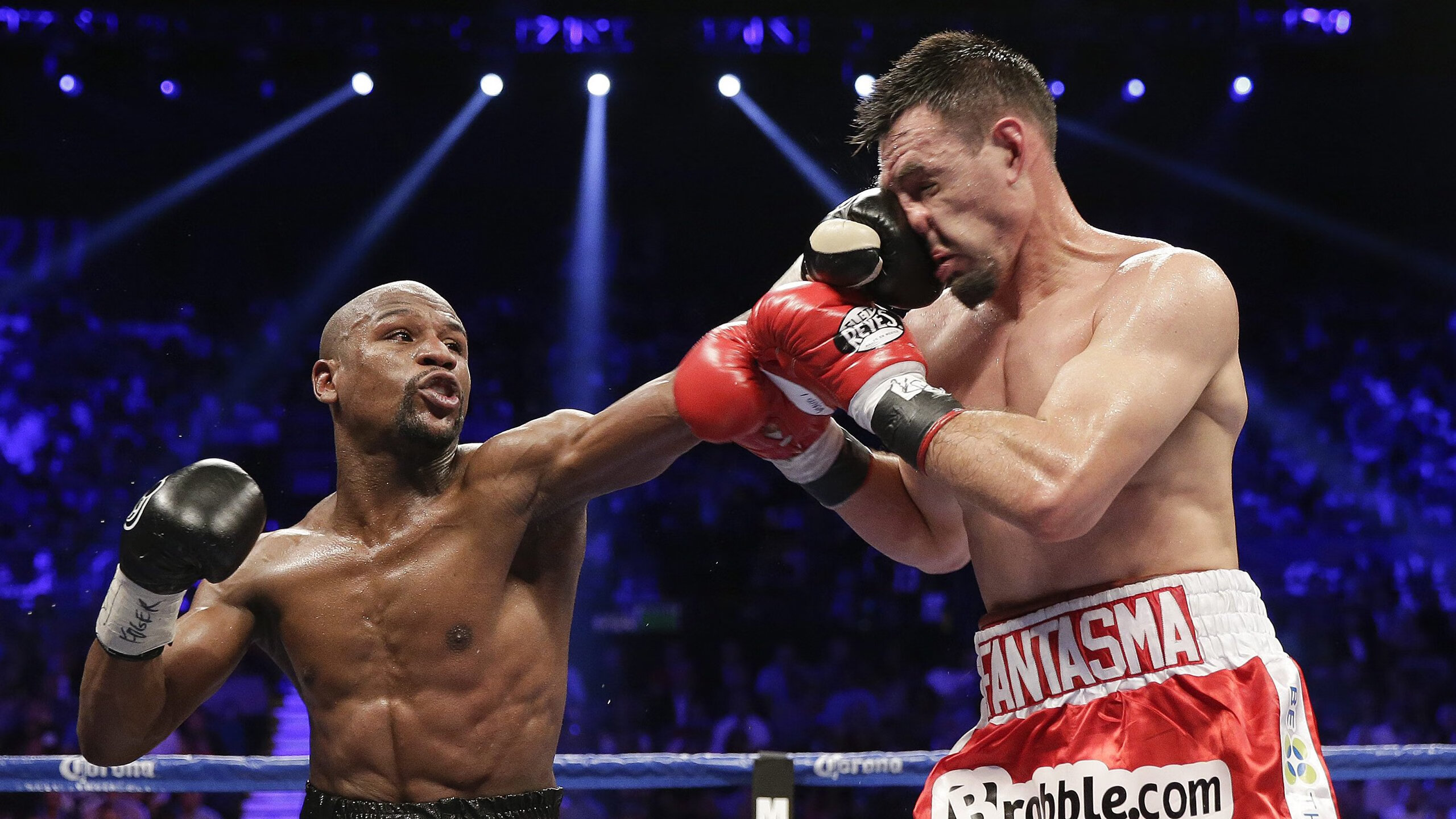 Rookie焦点对战，哈兰德与80激战篮网分钟，爆冷胜负难料！赛场气氛高涨